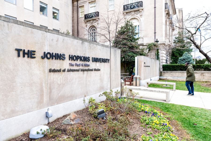 The Johns Hopkins SAIS Nitze building The front of the Nitze building of Johns Hopkins SAIS.